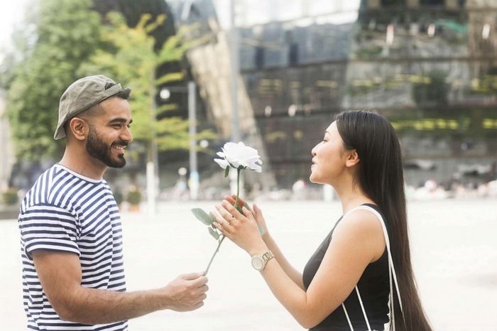 Ideal Online Dating Websites Based on In-Depth Reviews Ideal Online Dating Websites Based on In-Depth Reviews